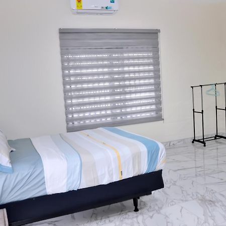 Queens Place Hotel Accra Eksteriør billede