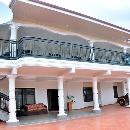 Queens Place Hotel Accra Eksteriør billede